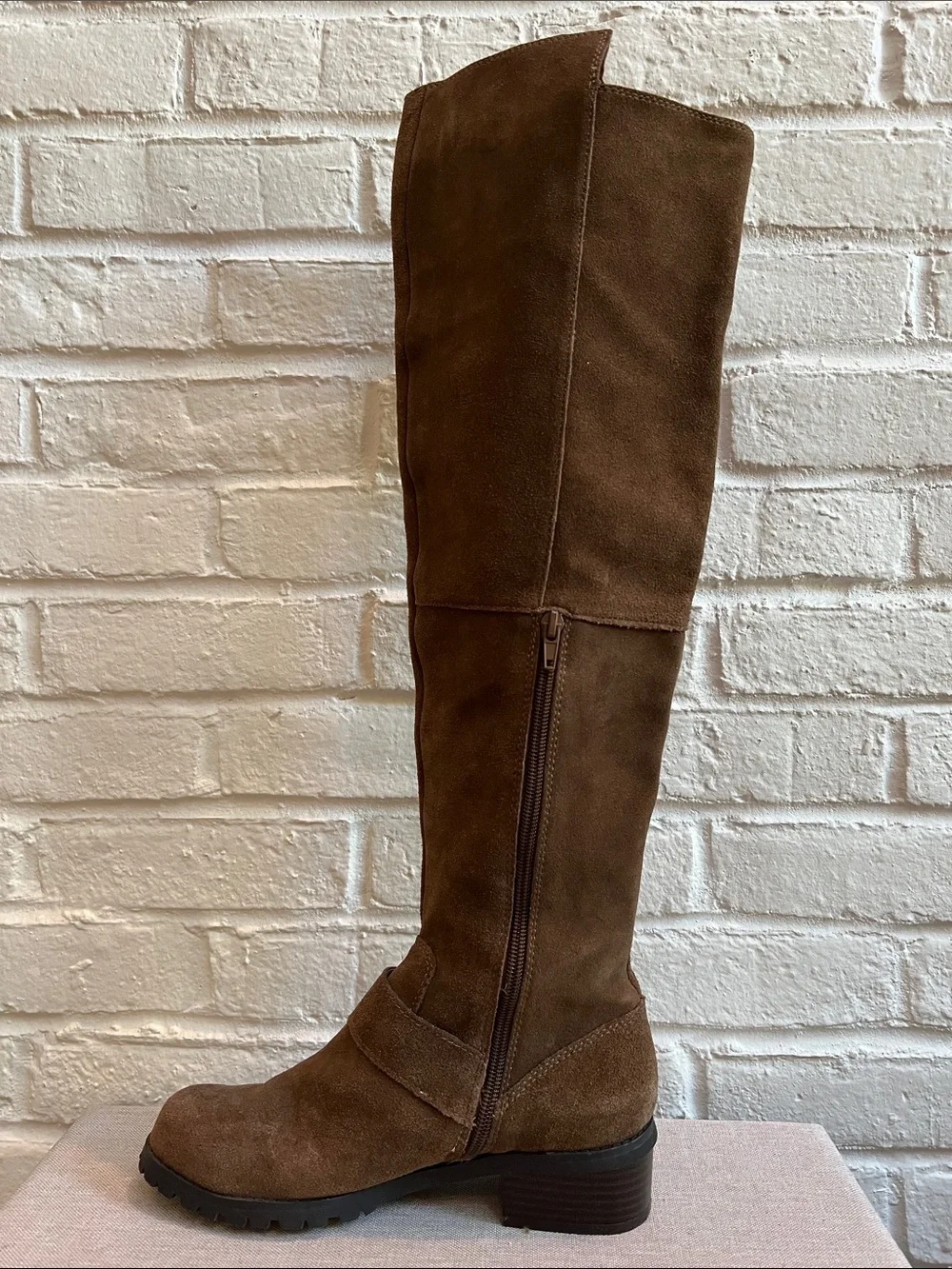 SOLE SOCIETY Brown Suede Over the Knee Lug Sole Low Heel Boots Buckles Size 6
